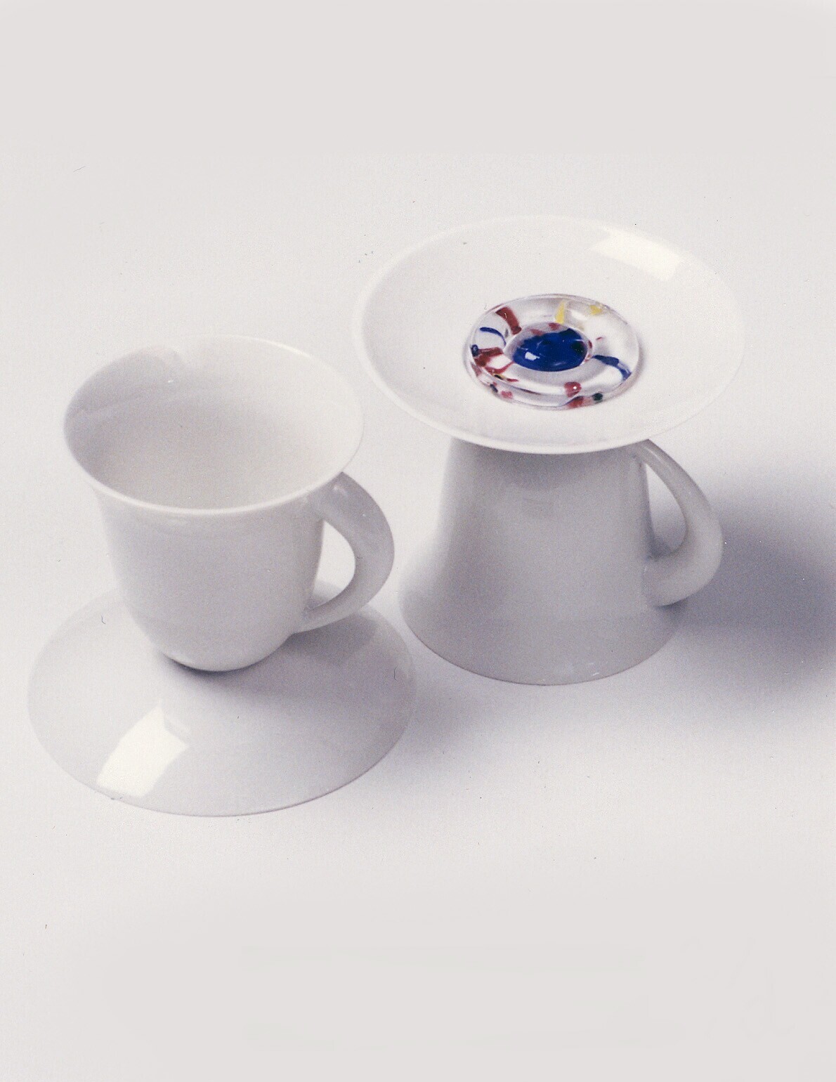 Cupside down, downside cup